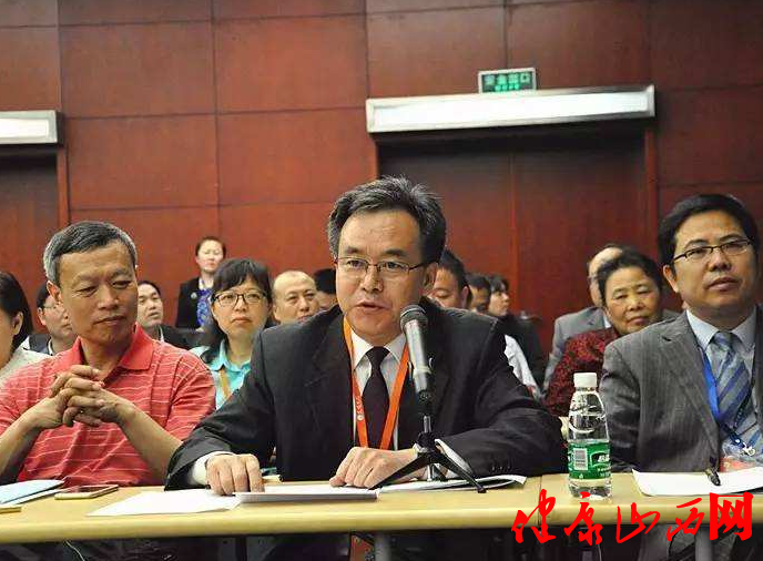 刘学军:30年铸就患者心中楷模光辉形象(图1) image.png