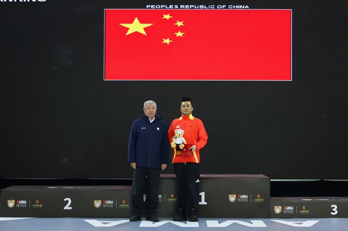 第三届亚洲综合格斗锦标赛泸州圆满落幕 (图4) 第三届亚洲综合格斗锦标赛泸州圆满落幕 (图4)