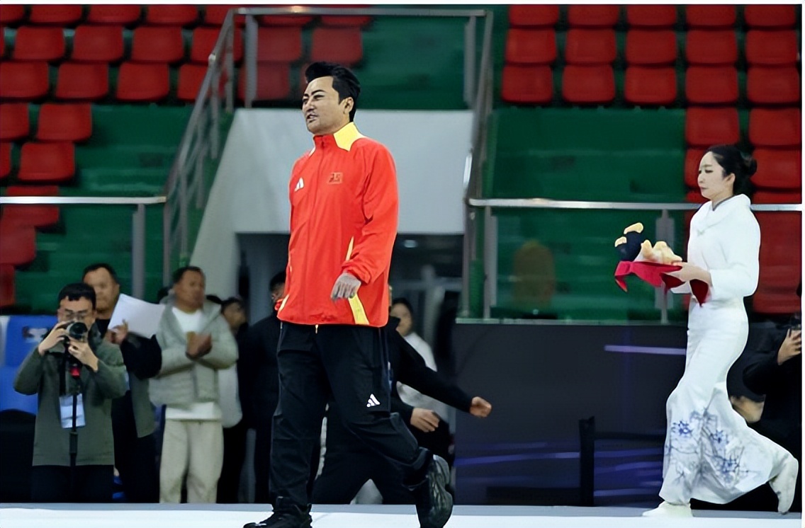 第三届亚洲综合格斗锦标赛泸州圆满落幕 (图7) 第三届亚洲综合格斗锦标赛泸州圆满落幕 (图7)