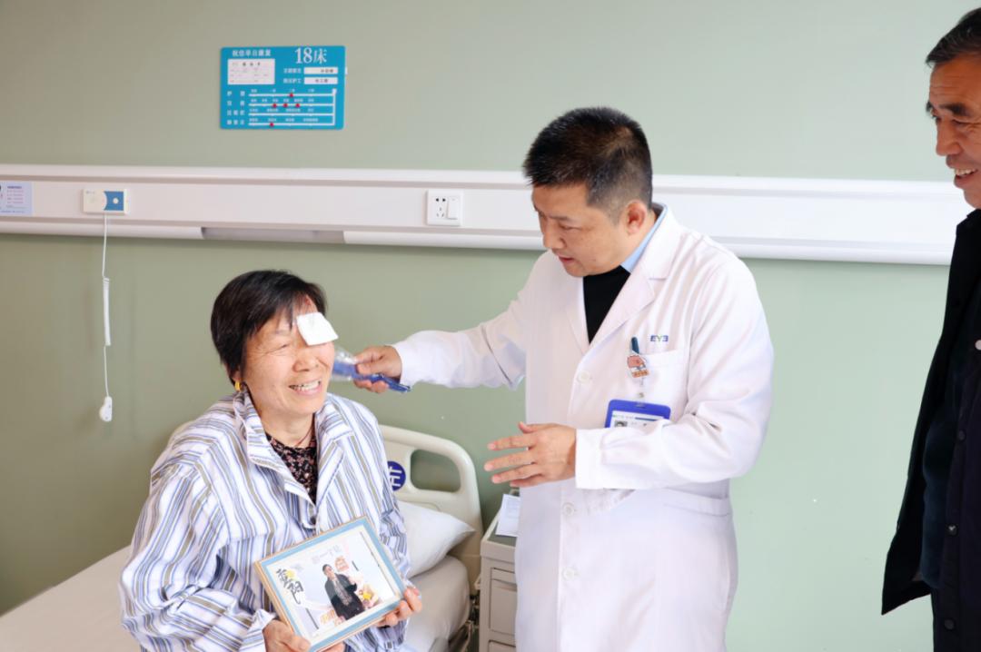 眼底“守光人”赵斌：以精微之术，守眼底光明(图11)