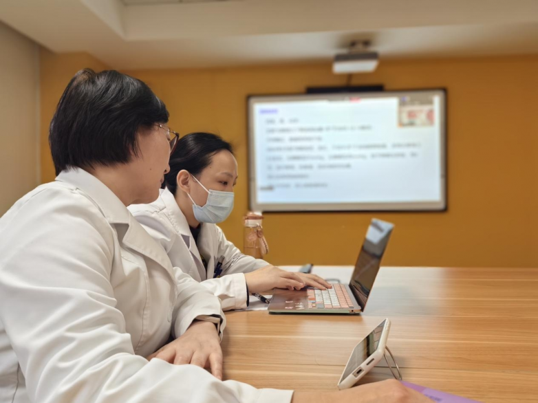 “爱尔远程会诊，让我不用再去北京奔波求医”(图2)