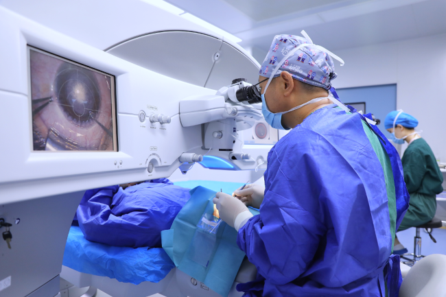 郑州近视手术术后眩光超全解答——尖峰眼科(图7)