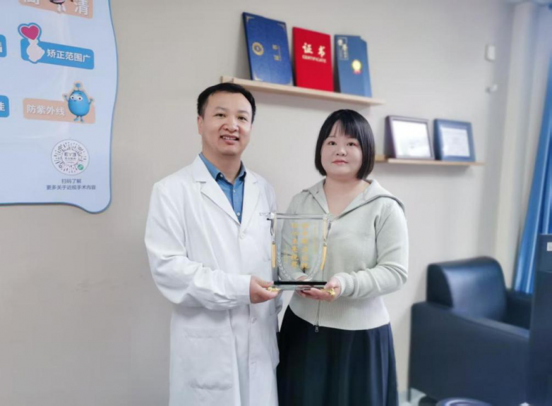 兰晓文：扎根非公医疗的光明使者(图4)